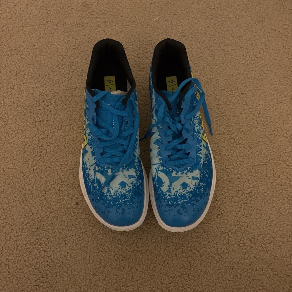 Hoka Crescendo XC Spikeless Cross Country Shoes